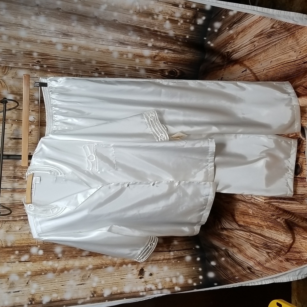 NEW Intimate Essentials Women's Lg White Two Piece Lounge Pajama Set Bridal